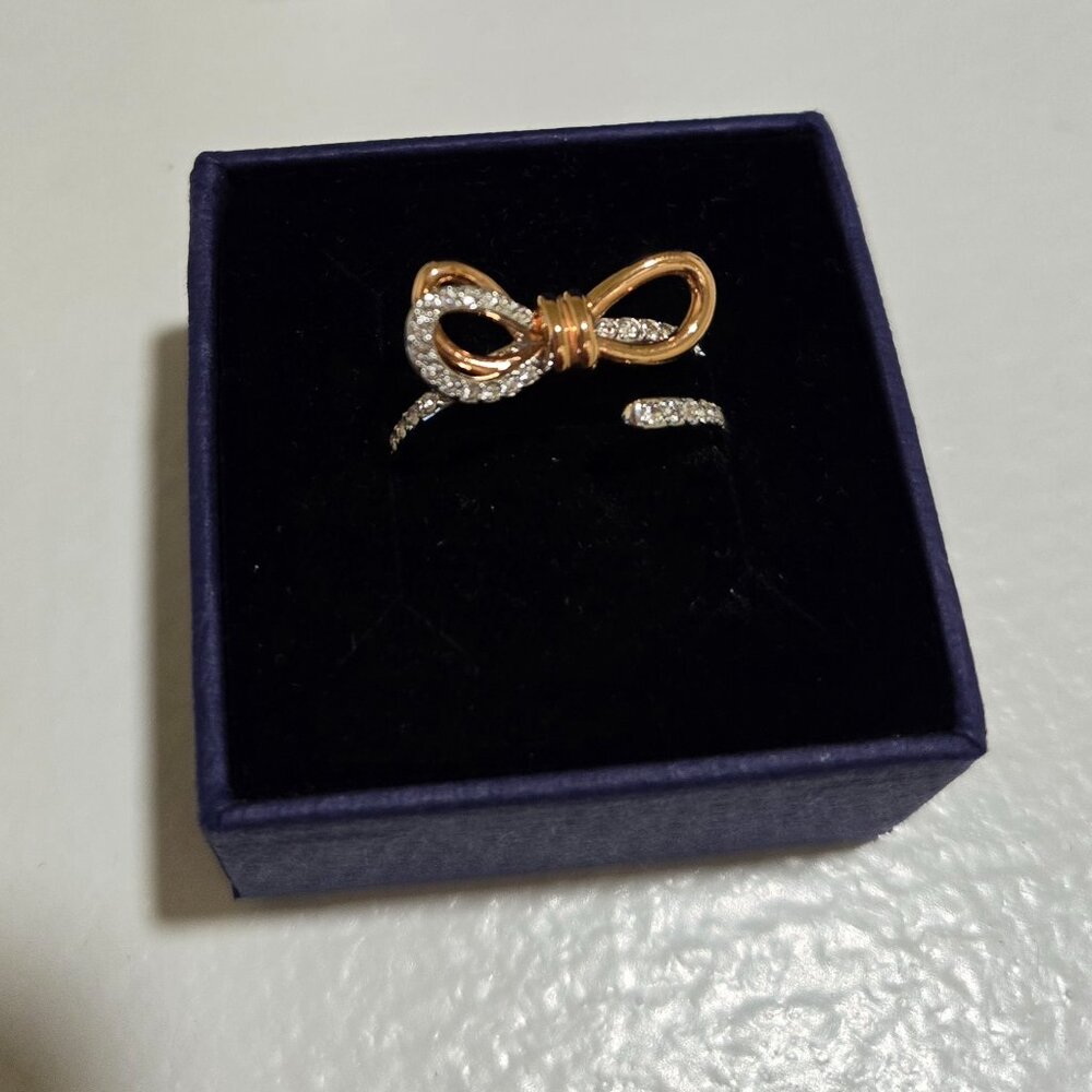 *BRAND NEW* Swarovski Two-Toned Ring - Picture 5 of 8